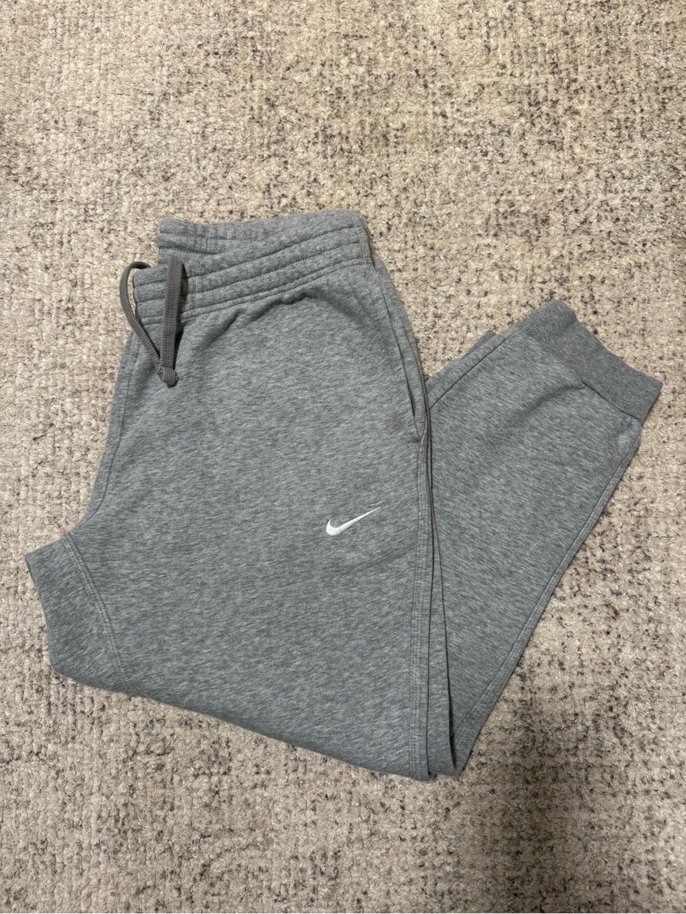 Men’s Nike Gray Heather Jogger Sweatpants
